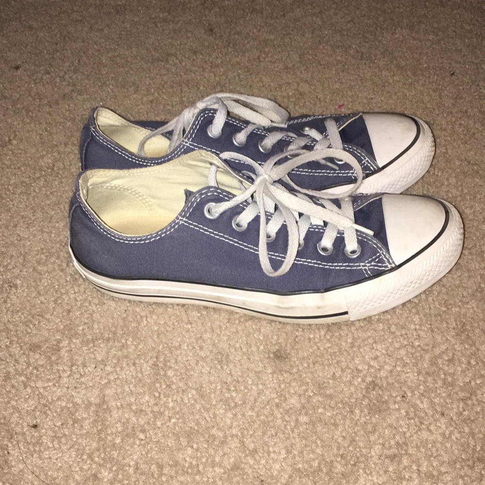 Converse - Picture 2 of 2